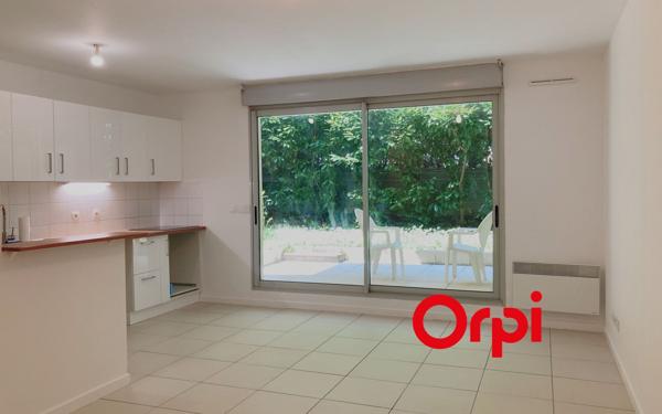 Appartement à vendre    2 pièces •  Francheville