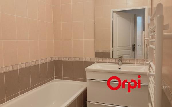 Appartement à vendre    2 pièces •  Francheville