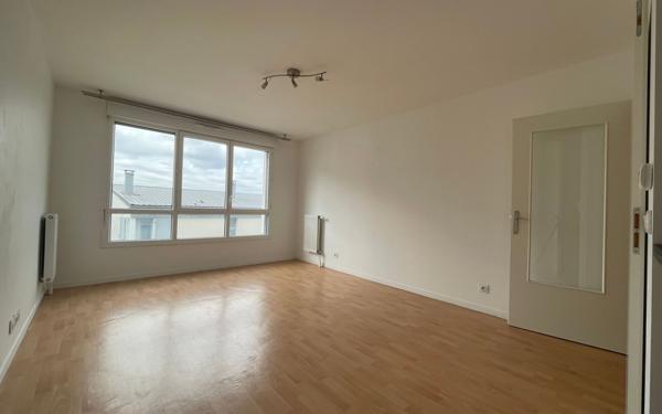 Appartement à vendre    2 pièces • 45,01 m2 Saint-Michel-sur-Orge
