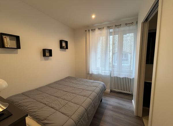 Immeuble à vendre à Vannes - 6 appartements - pas de copropriété cour extérieure