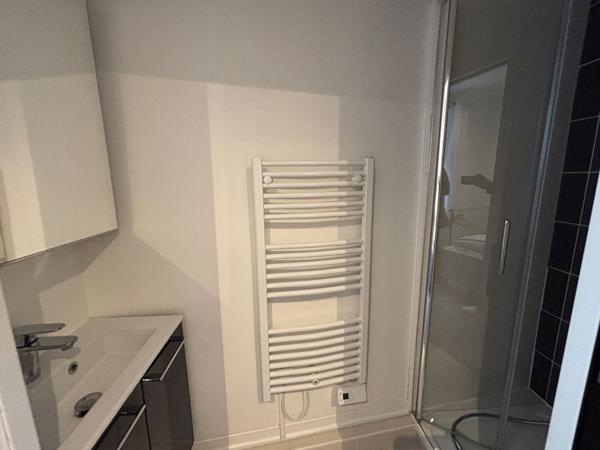 Immeuble à vendre à Vannes - 6 appartements - pas de copropriété cour extérieure