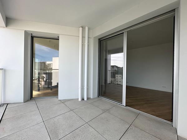 Palais des Arts - Appartement à vendre de 82,70m² - Parkings en sous-sol et aérien