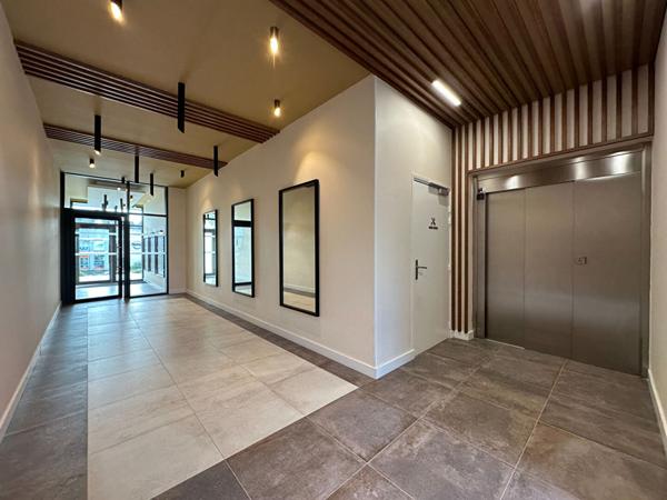 Palais des Arts - Appartement à vendre de 82,70m² - Parkings en sous-sol et aérien