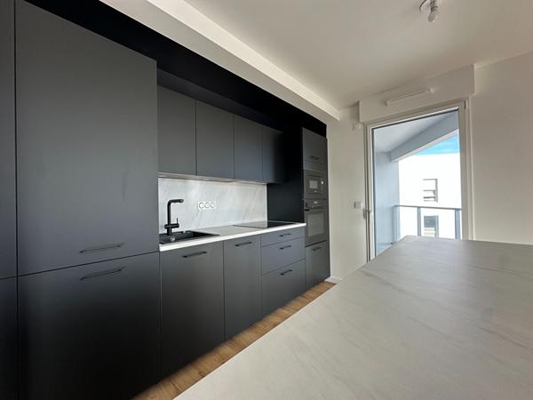 Palais des Arts - Appartement à vendre de 82,70m² - Parkings en sous-sol et aérien