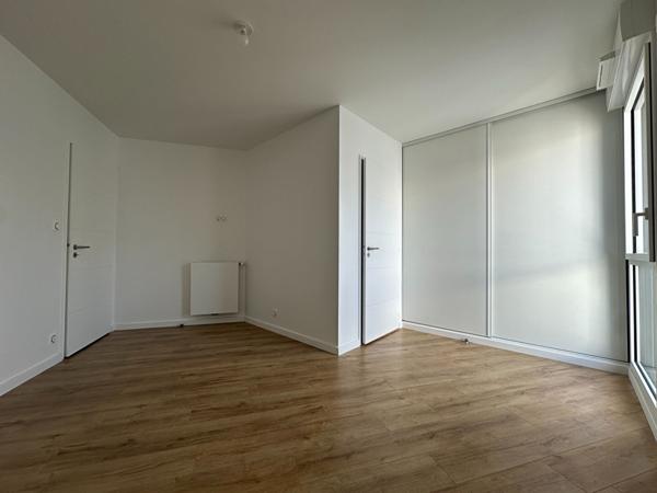 Palais des Arts - Appartement à vendre de 82,70m² - Parkings en sous-sol et aérien