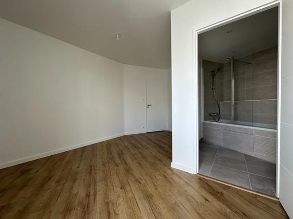 Palais des Arts - Appartement à vendre de 82,70m² - Parkings en sous-sol et aérien