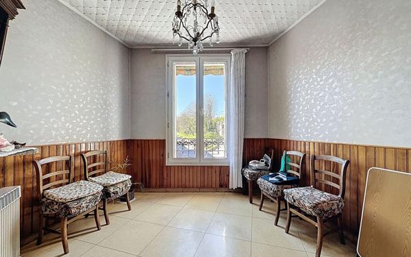 Appartement à vendre    2 pièces • 25,22 m2 Suresnes