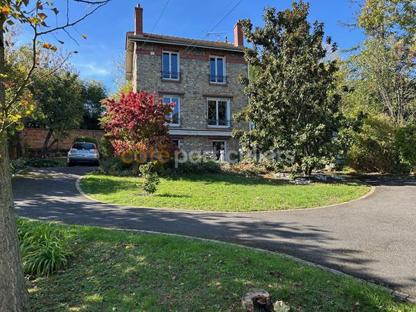 Vente Maison107 m² - 5 Pièces - VILLENEUVE LE ROI (94290)