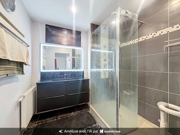 Vente                                                      Appartement
                        
                     4 pièces                      72 m2                     à Limeil-Brévannes