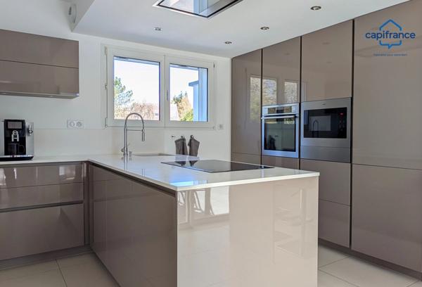 Buschwiller, à vendre, maison avec jardin et piscine, terrain de 783.00 m2