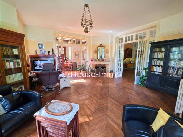 Maison à vendre 8 pièces de 304 m²