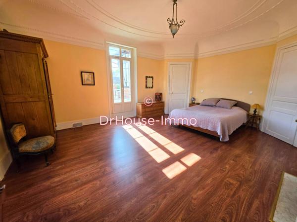Maison à vendre 8 pièces de 304 m²
