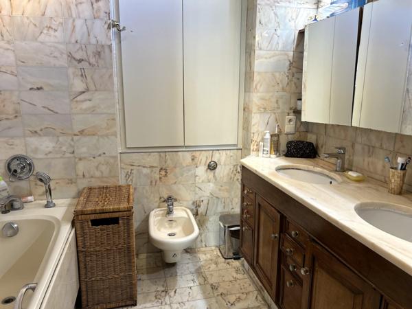 Marseille (13007) Maison Haut de Bompard avec Garage