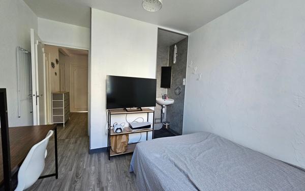 Appartement à vendre    5 pièces • 150,63 m2 Saint-Étienne