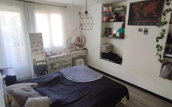 Appartement à vendre    5 pièces • 150,63 m2 Saint-Étienne