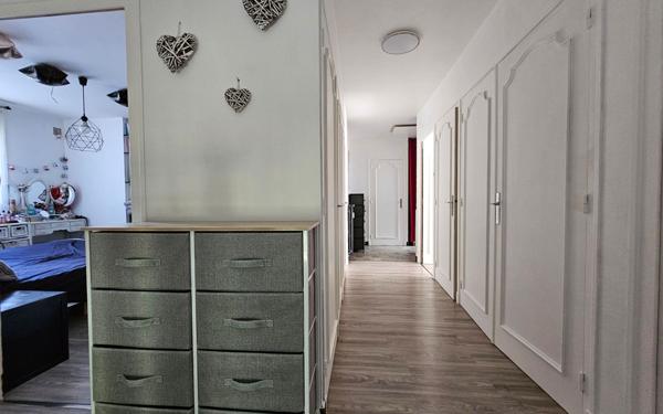 Appartement à vendre    5 pièces • 150,63 m2 Saint-Étienne