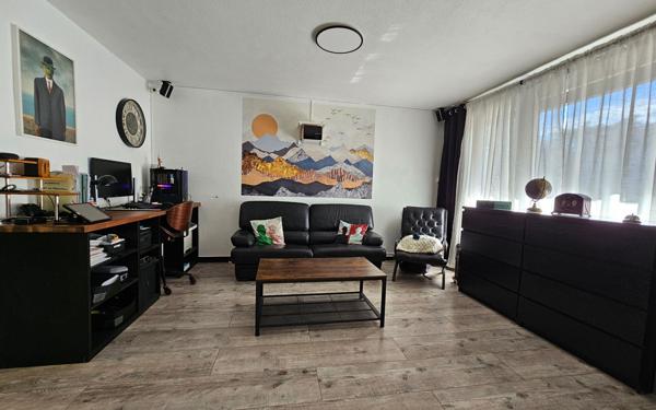 Appartement à vendre    5 pièces • 150,63 m2 Saint-Étienne