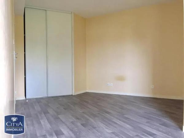 Appartement à louer 2 pièces 54.3m²