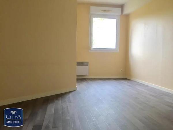 Appartement à louer 2 pièces 54.3m²