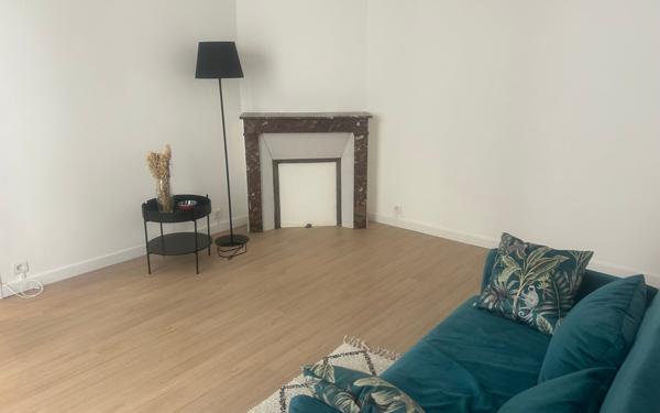 Appartement à vendre    2 pièces • 36,41 m2 Paris 15