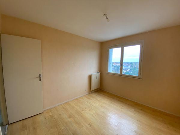 Appartement 3 pièces à FLEURY LES AUBRAIS - 60m² avec balcon