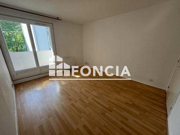 Location Appartement 2 pièces 30.86 m² - 22/24 AVENUE FOUCHET Pau 64000