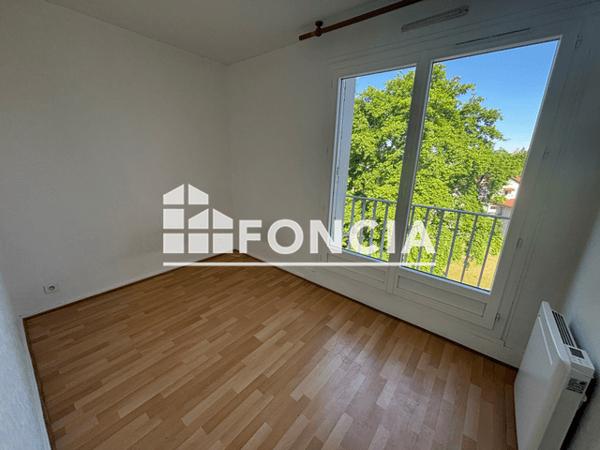 Location Appartement 2 pièces 30.86 m² - 22/24 AVENUE FOUCHET Pau 64000