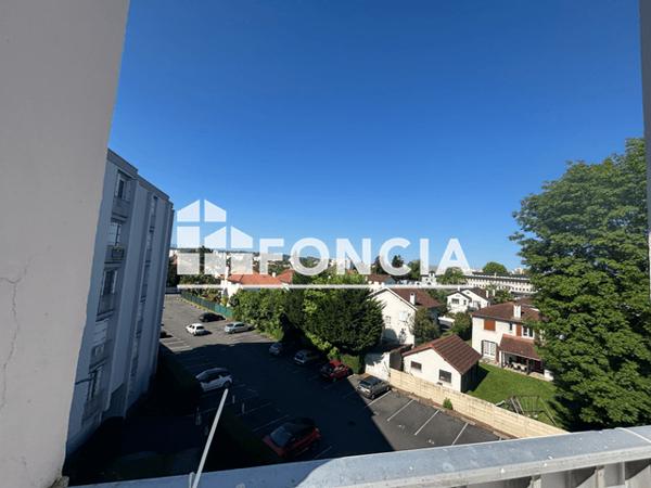 Location Appartement 2 pièces 30.86 m² - 22/24 AVENUE FOUCHET Pau 64000