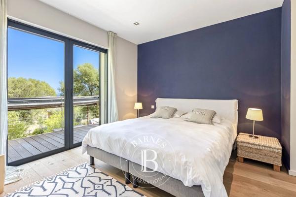 Sainte-Lucie-de-Porto-Vecchio, Villa 5 Chambres -  257 m² à vendre