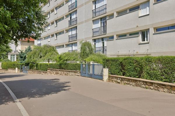 A 1 Min du métro Paul Vaillant Couturier 2 pièces, 1 chambre, Cave