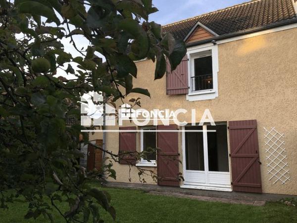 Location Maison 5 pièces 88.4 m² - 34 RUE DES COTTAGES Evreux 27000