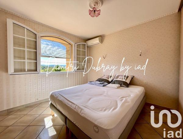 Maison 6 pièces de 180 m² à Bizanet (11200)