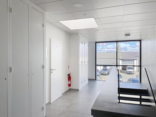 Mérignac  AEROPORT zone du phare bureaux neufs