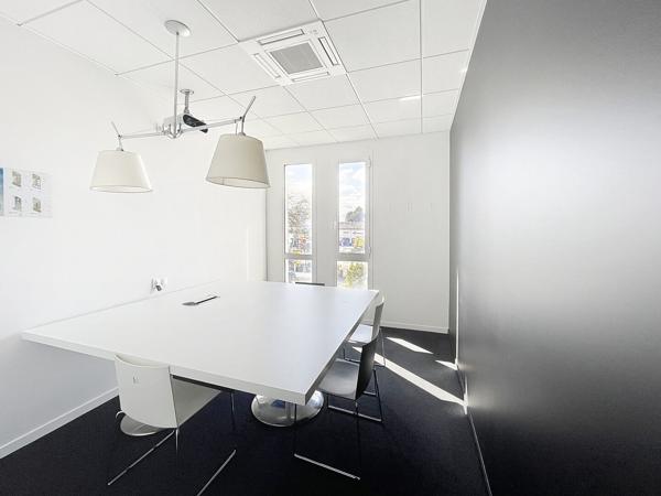 Mérignac  AEROPORT zone du phare bureaux neufs