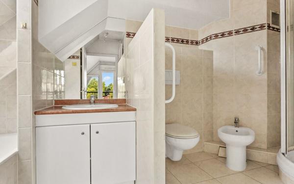 Appartement à vendre    4 pièces • 91 m2 Antony