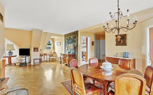 Appartement à vendre    4 pièces • 91 m2 Antony