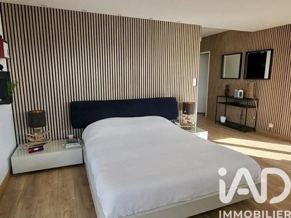 Maison à vendre 7 pièces 208,42 m² Ploubazlanec