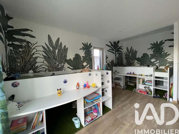 Maison à vendre 7 pièces 208,42 m² Ploubazlanec