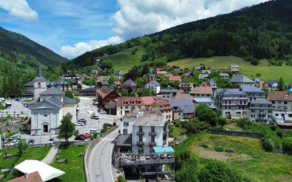 Maison à vendre    2 pièces •  Grenoble