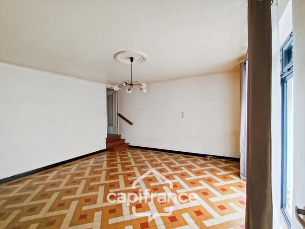 Maison à vendre 3 pièces BESSE SUR BRAYE (72)  -  terrain 390 m²  -