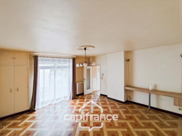 Maison à vendre 3 pièces BESSE SUR BRAYE (72)  -  terrain 390 m²  -