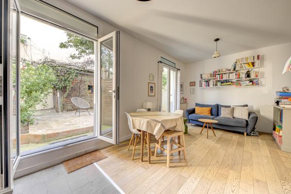 Appartement
         3 pièces
        - 60 m² Exclusivité 415 000 € *