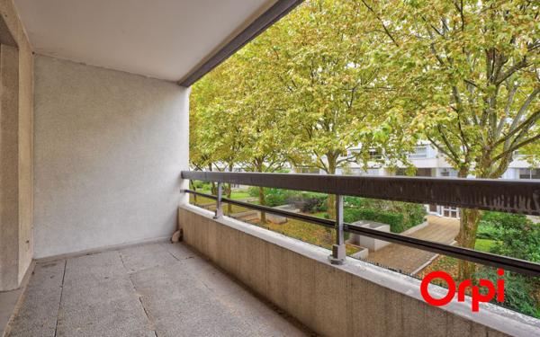 Appartement à vendre    4 pièces • 115,83 m2 Lyon 6