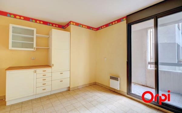 Appartement à vendre    4 pièces • 115,83 m2 Lyon 6