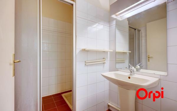 Appartement à vendre    4 pièces • 115,83 m2 Lyon 6