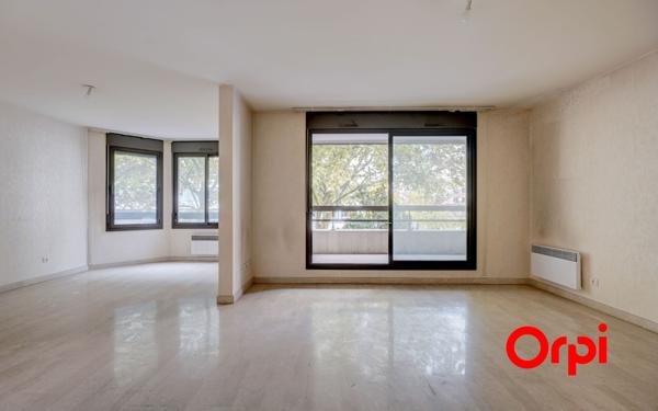 Appartement à vendre    4 pièces • 115,83 m2 Lyon 6