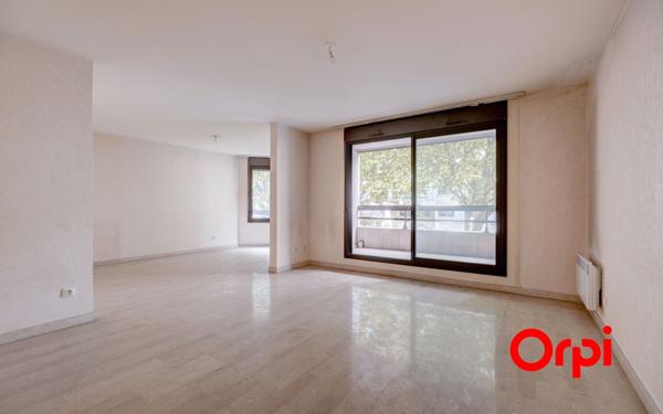 Appartement à vendre    4 pièces • 115,83 m2 Lyon 6