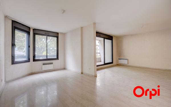 Appartement à vendre    4 pièces • 115,83 m2 Lyon 6