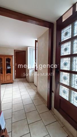 Maison à SAINT-GERMAIN-DE-COULAMER, 53700 - 8 pièces 170m²