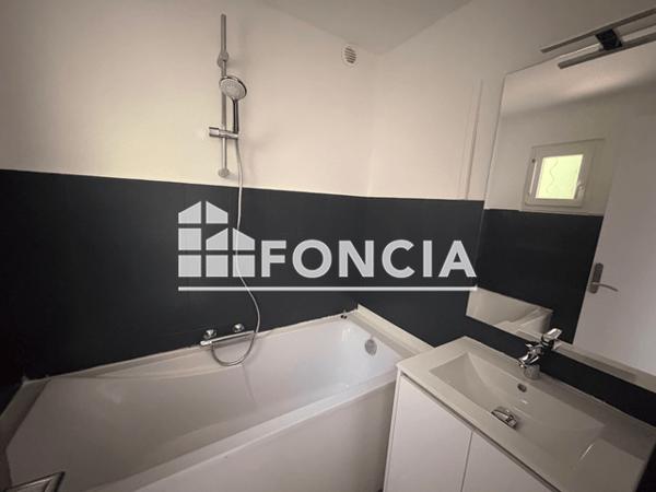 Location Maison 6 pièces 107.95 m² - 9 RUE GUYNEMER Nimes 30000